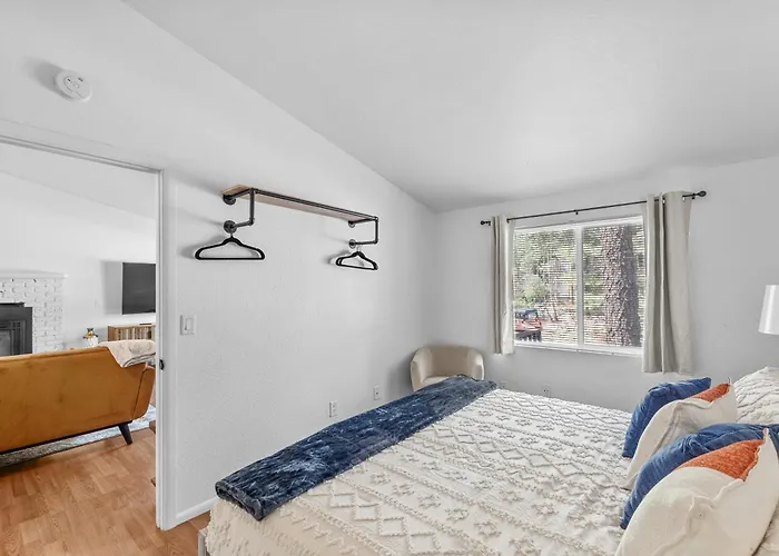 Villa Pet Friendly Retreat In The Pines Minutes From Downtown
